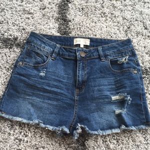 Jolt Jean Shorts Size 7